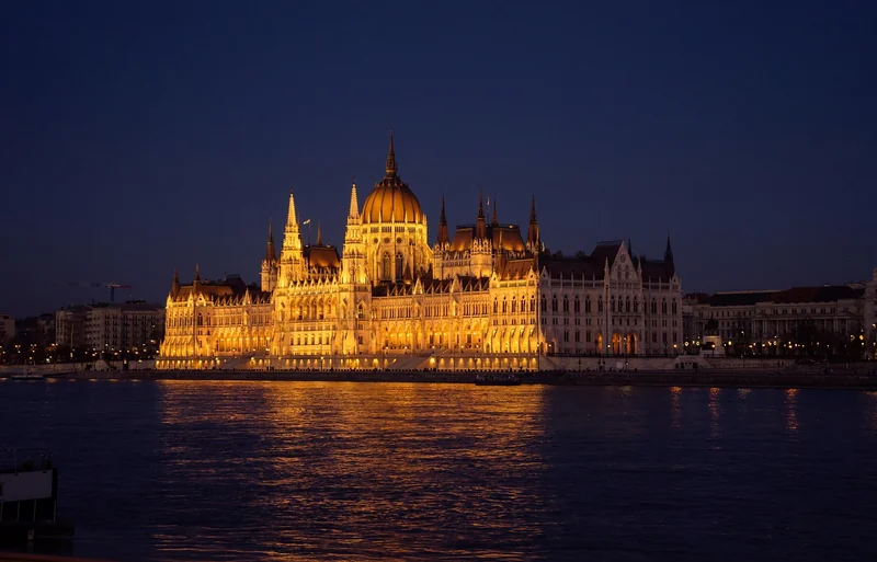 4. Budapest : les bains chauds dans le froid glacial