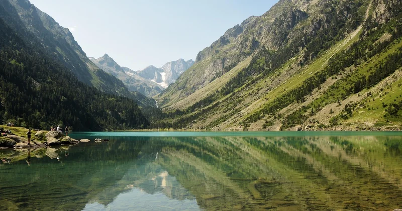 Les Pyrénées et le Jura : alternatives magnifiques aux Alpes