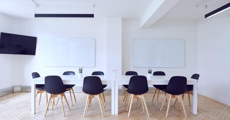 Séminaire de direction en bord de mer : organiser un événement efficace